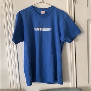 Supreme Motion Logo (royal) M